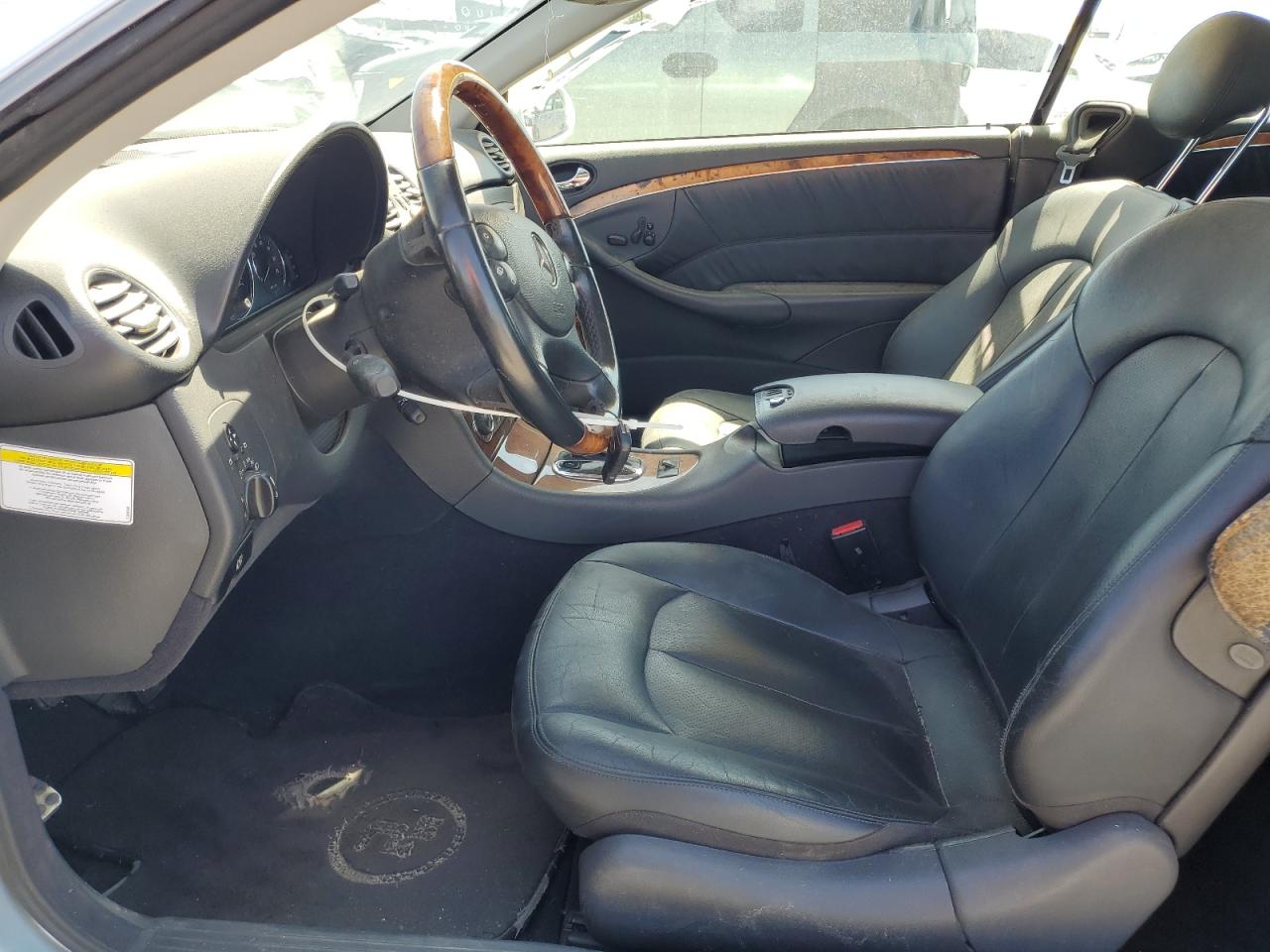 2005 Mercedes-Benz Clk 320 VIN: WDBTK65G35T046524 Lot: 59342025