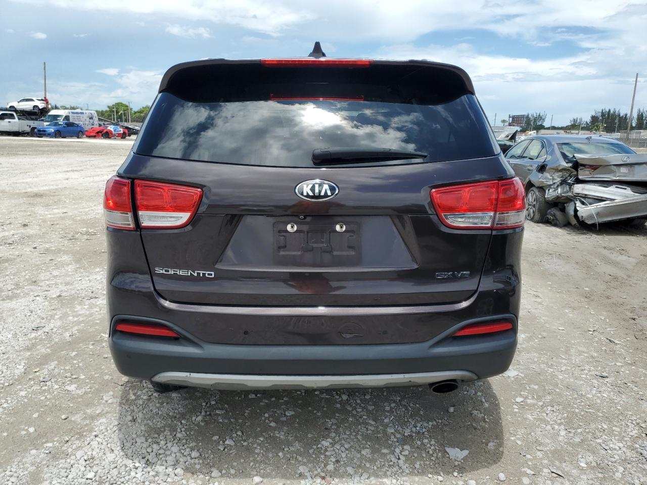 KIA SORENTO 2017 VIN 5XYPH4A54HG302082 photo 6