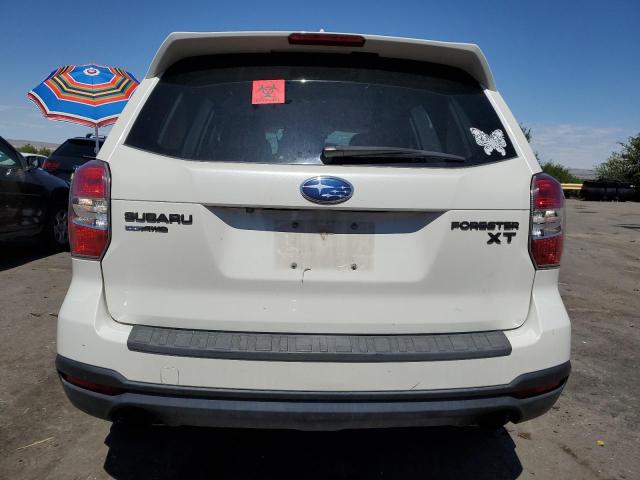  SUBARU FORESTER 2016 Белы