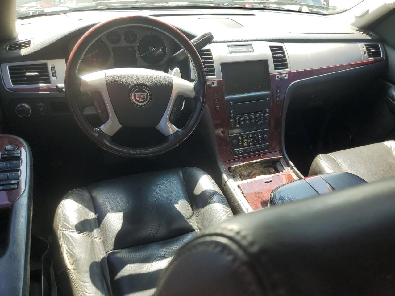 2008 Cadillac Escalade Esv VIN: 1GYFK66878R229913 Lot: 60733065