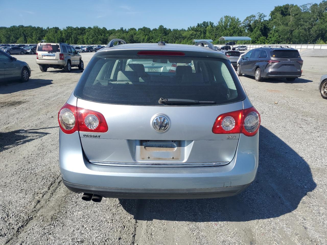 2007 Volkswagen Passat 2.0T Wagon Value VIN: WVWLK73C87E002226 Lot: 61066295