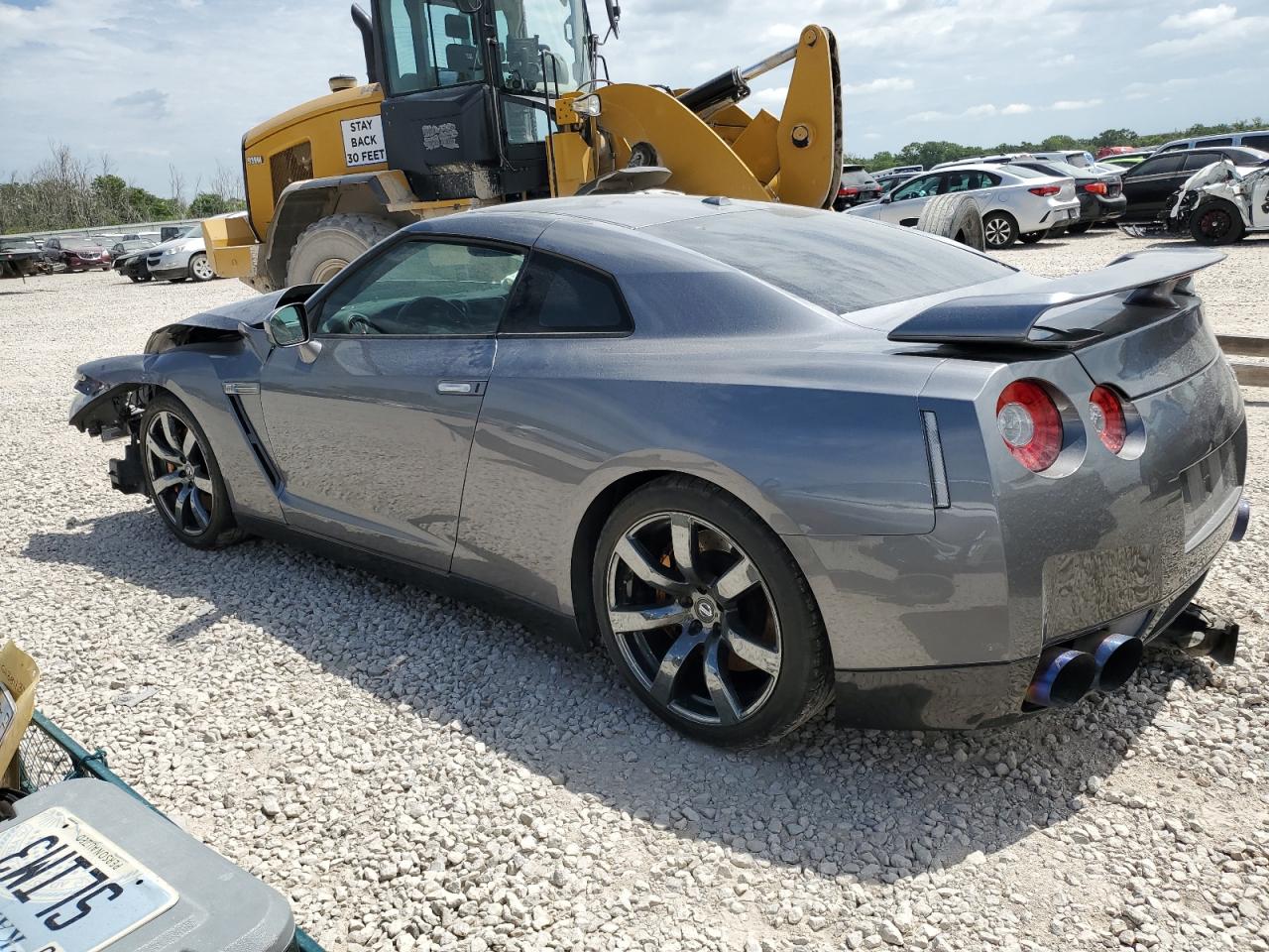 NISSAN GTR 2010 VIN JN1AR5EF5AM231171 фото 2