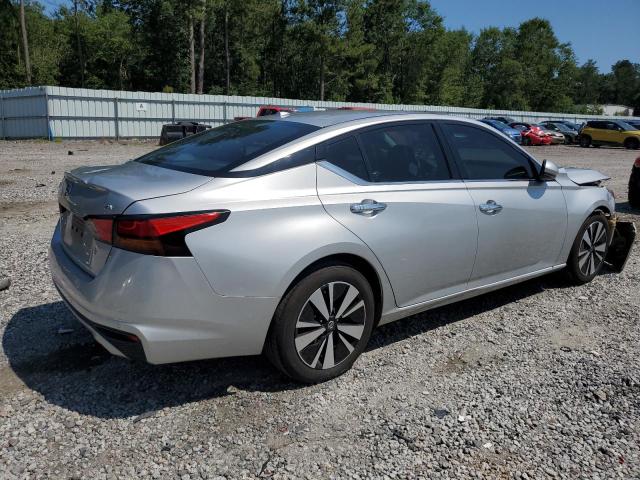  NISSAN ALTIMA 2019 Серебристый