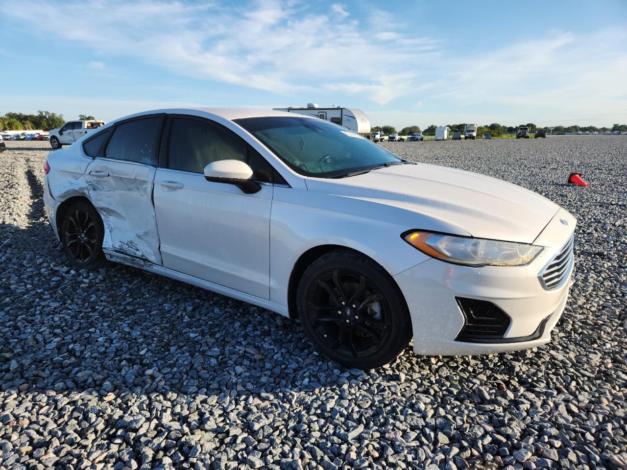 FORD FUSION 2020 VIN 3FA6P0HD4LR263146 фото 4