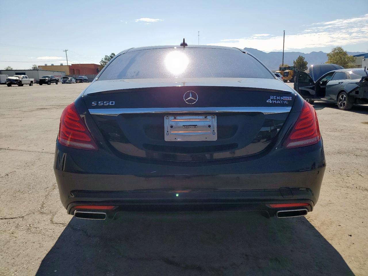 2015 Mercedes-Benz S 550 4Matic VIN: WDDUG8FB2FA146106 Lot: 62924545