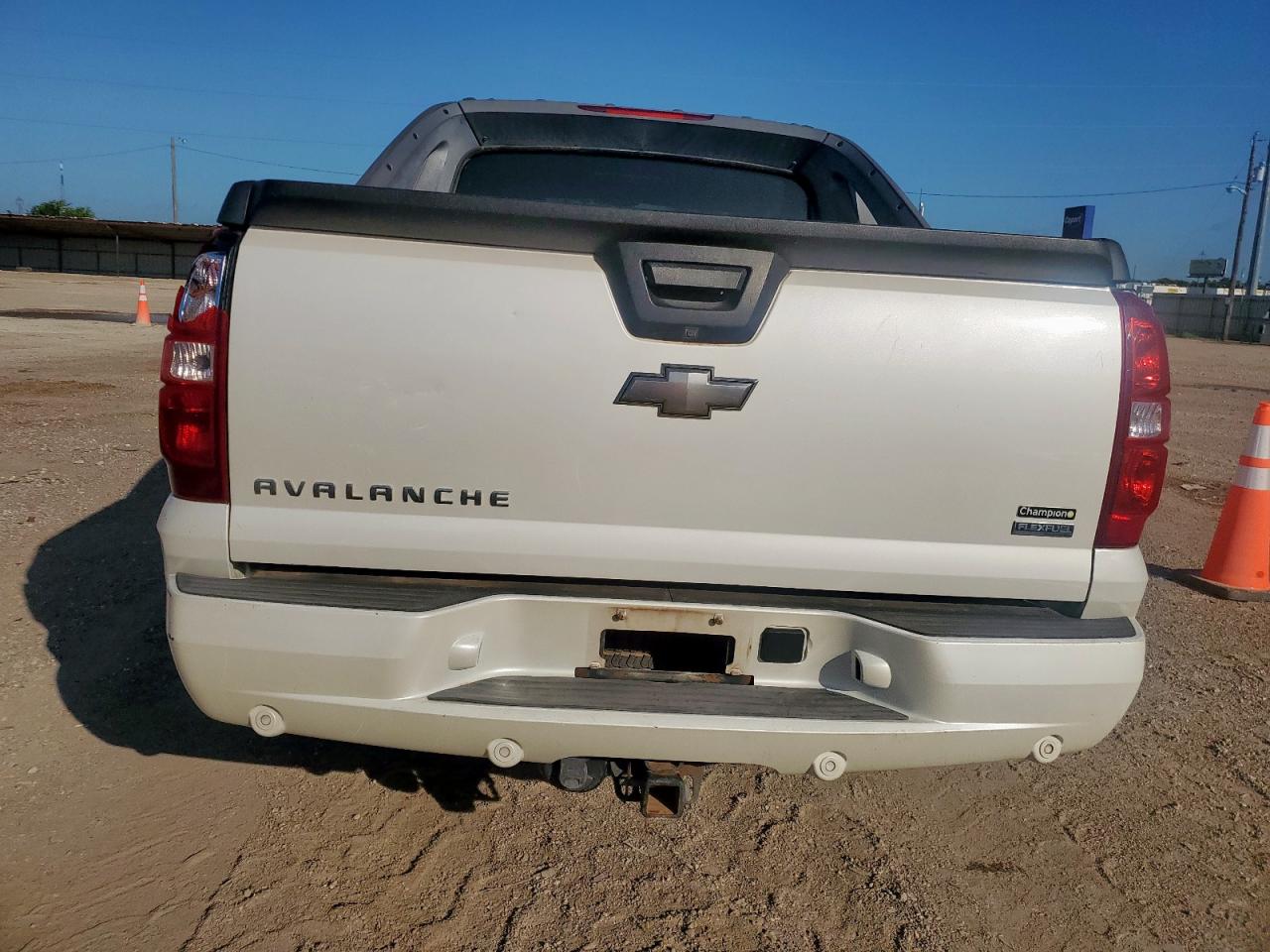 2008 Chevrolet Avalanche K1500 VIN: 3GNFK12358G250852 Lot: 61107685