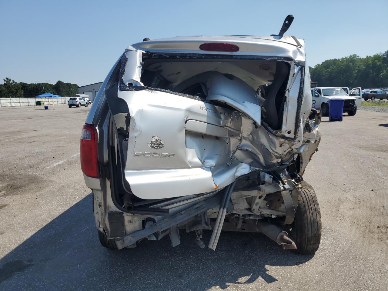 2005 Dodge Grand Caravan Se VIN: 2D4GP24R35R105629 Lot: 61975795