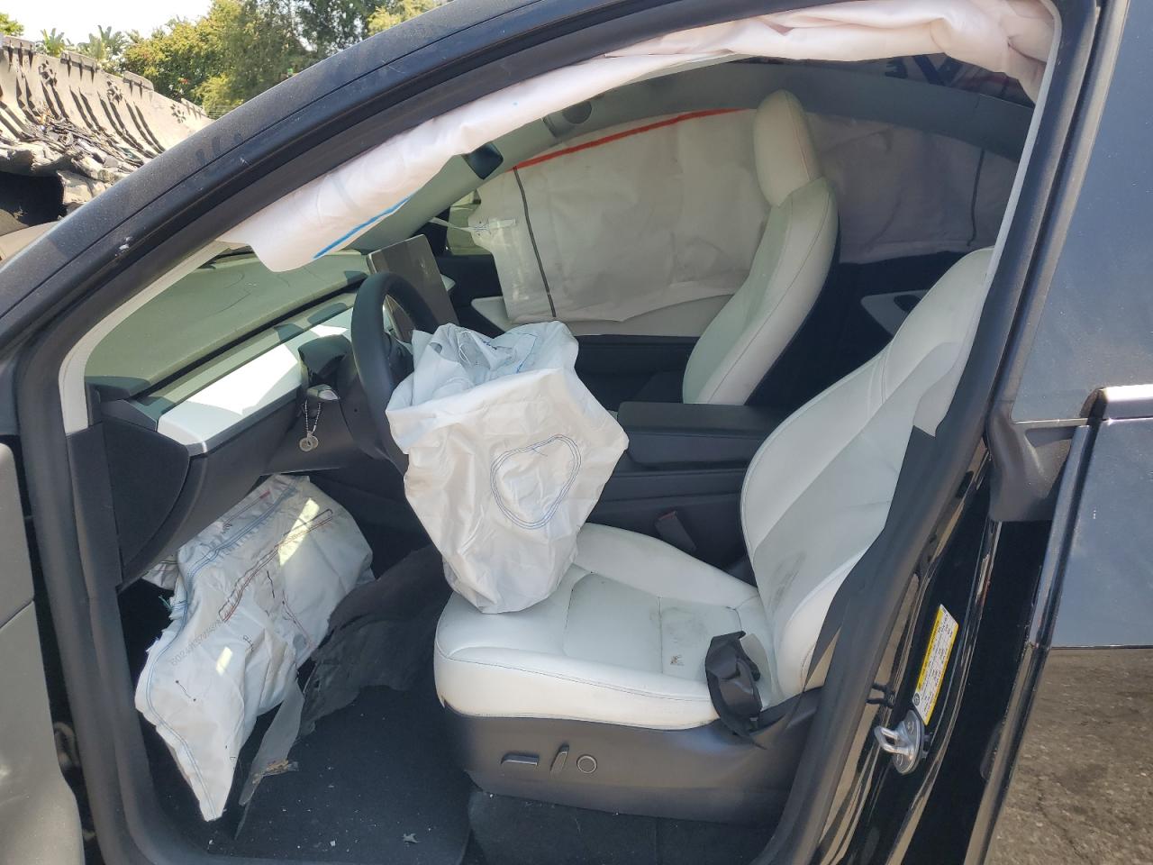 2021 Tesla Model Y VIN: 5YJYGDEFXMF215928 Lot: 62399015