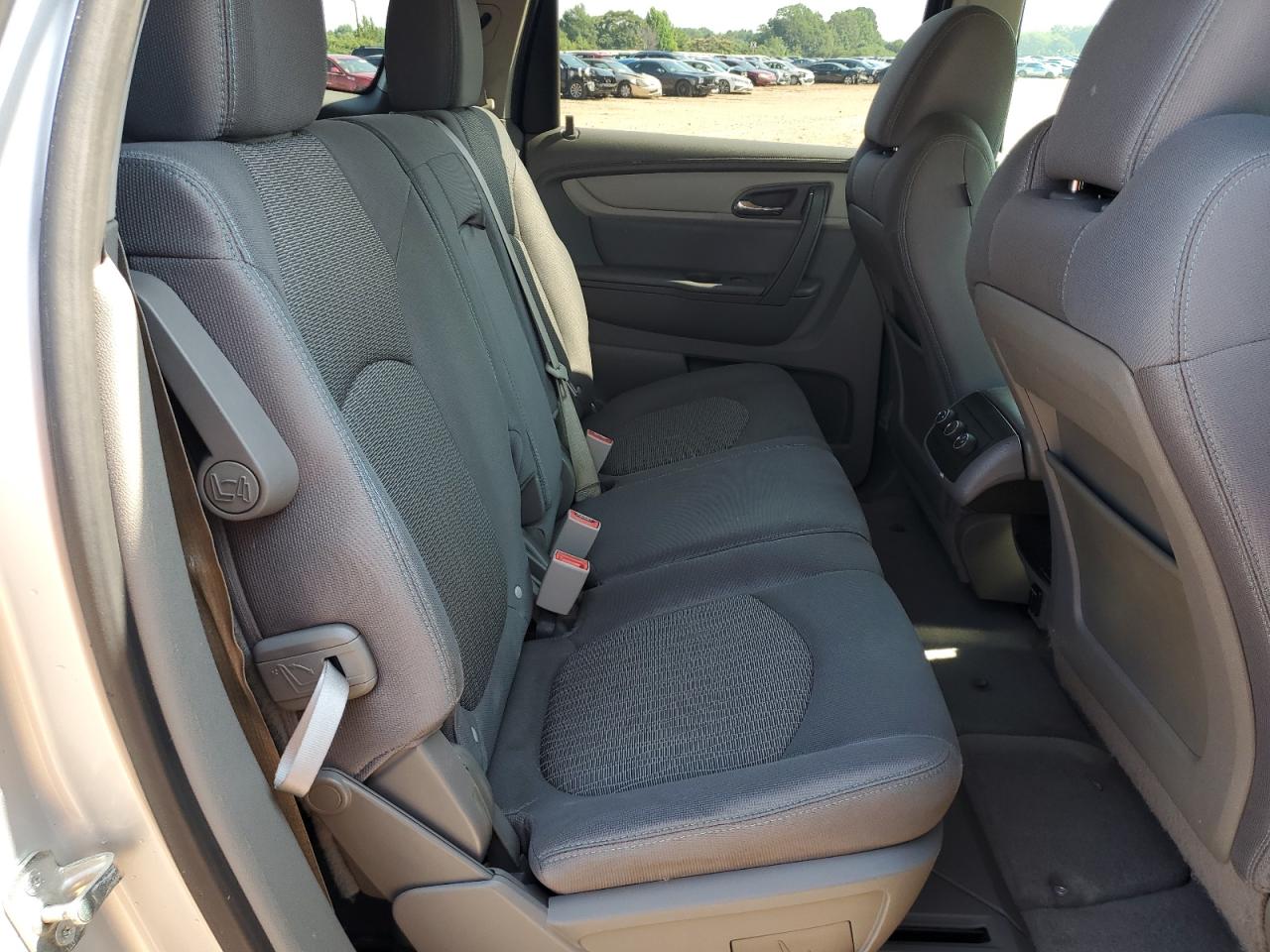2015 Chevrolet Traverse Ls VIN: 1GNKRFKD7FJ173865 Lot: 62890215