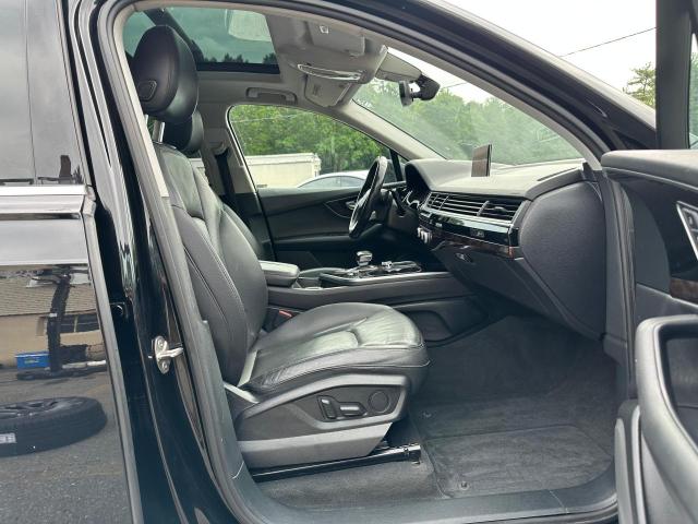Parquets AUDI Q7 2017 Czarny