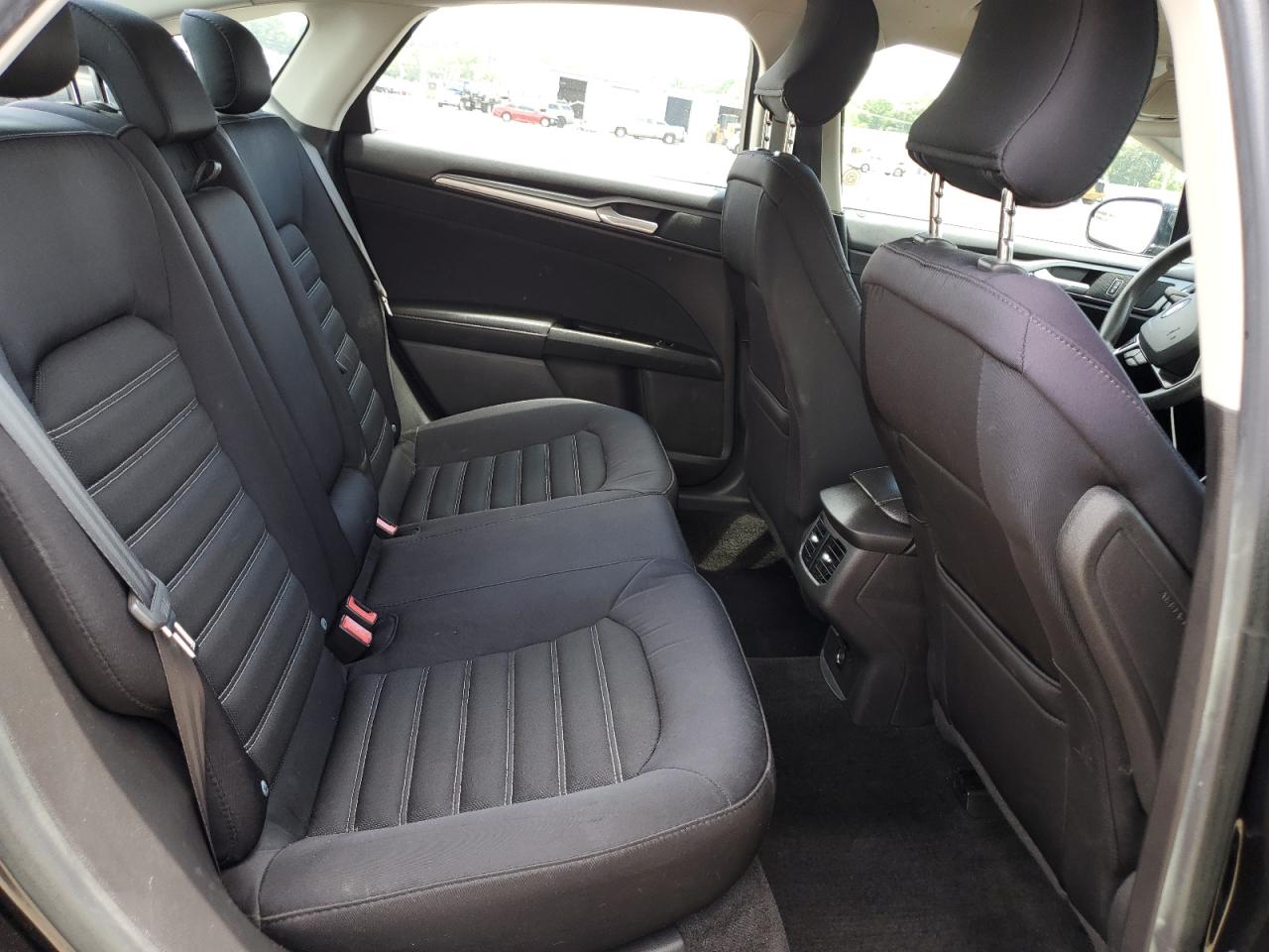 2015 Ford Fusion Se VIN: 3FA6P0H79FR292253 Lot: 63053995