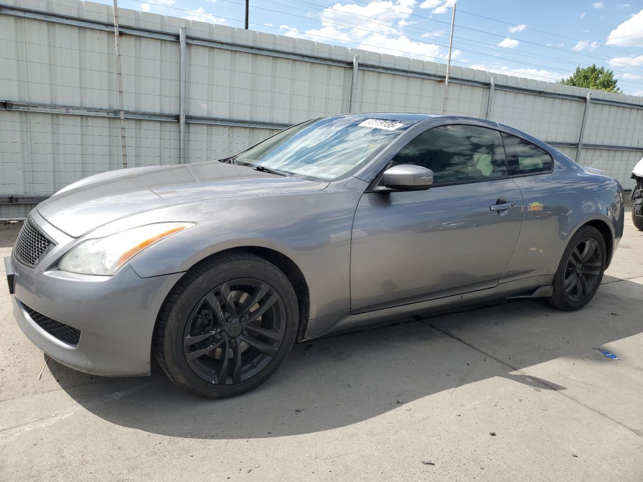 2010 Infiniti G37