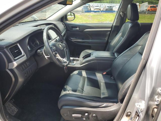  TOYOTA HIGHLANDER 2016 Серебристый