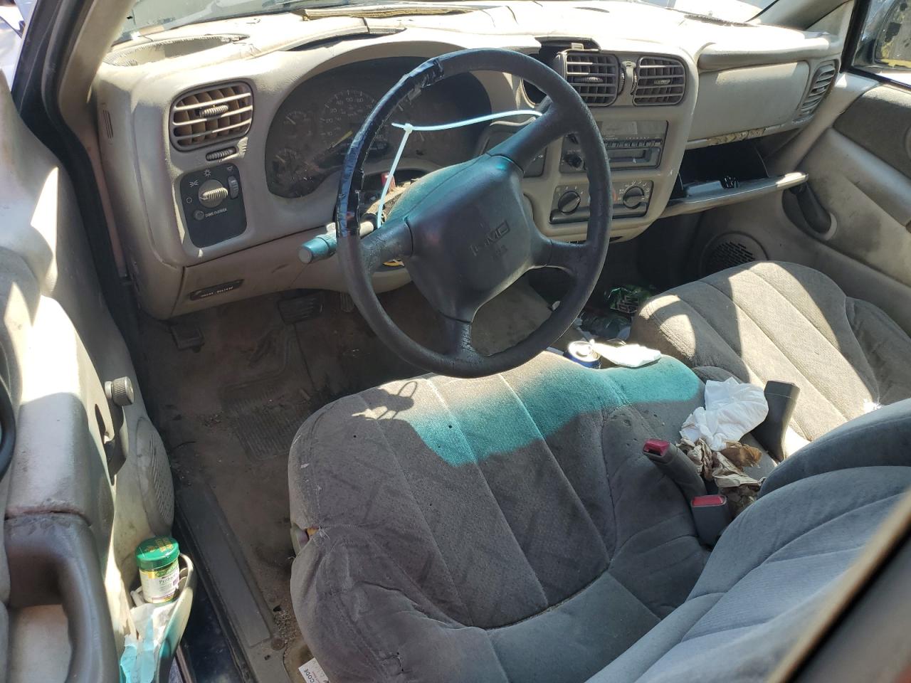 2000 GMC Sonoma VIN: 1GTCS1959Y8209021 Lot: 61758175