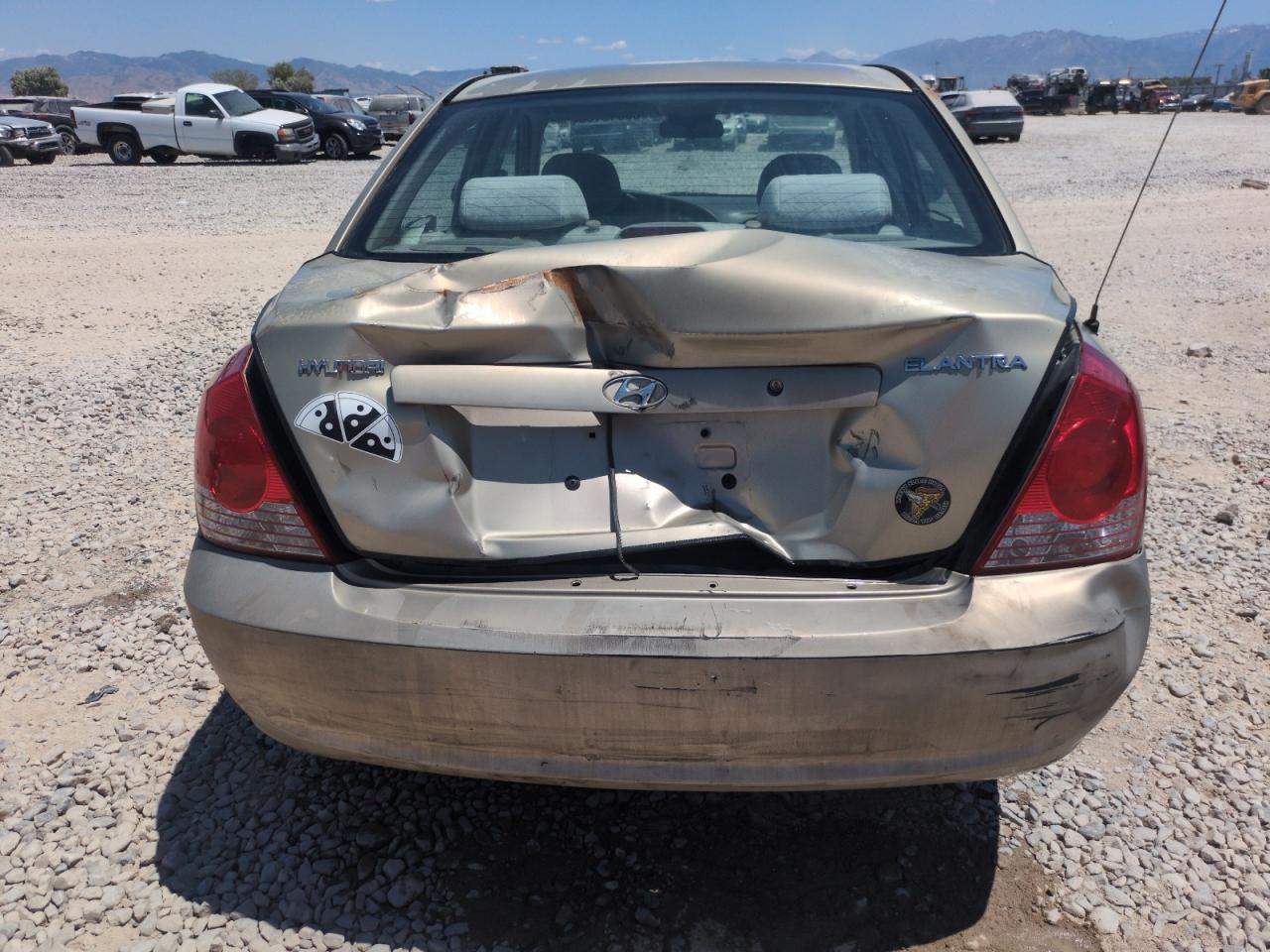 2005 Hyundai Elantra Gls VIN: KMHDN46D45U068463 Lot: 60810135