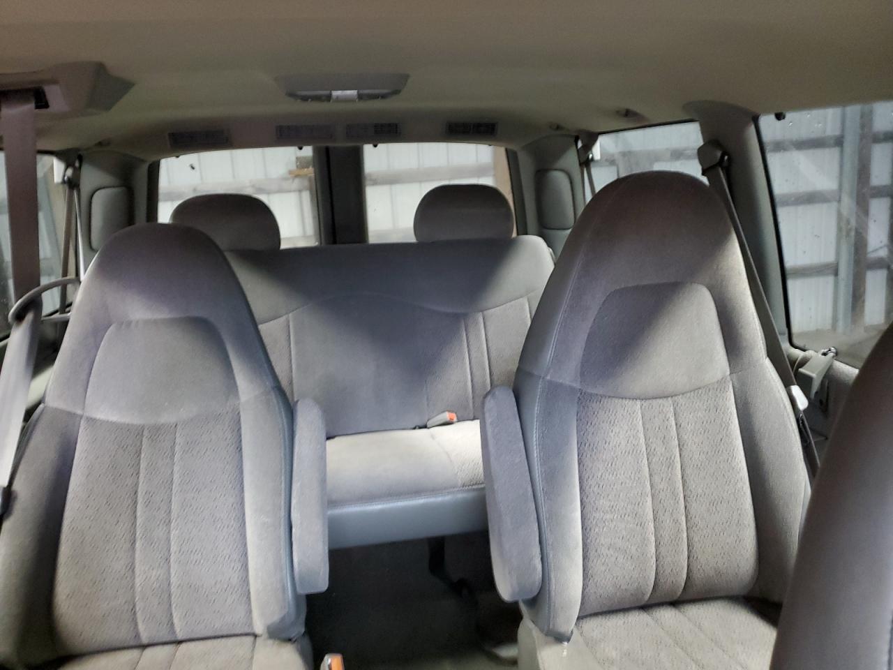 2000 GMC Safari Xt VIN: 1GKDM19W9YB520950 Lot: 59372885