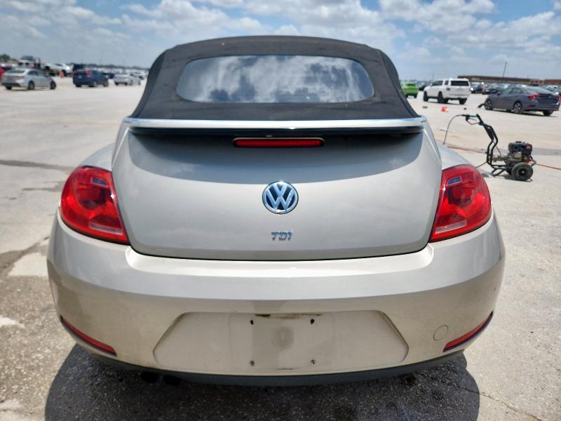  VOLKSWAGEN BEETLE 2013 Beżowy