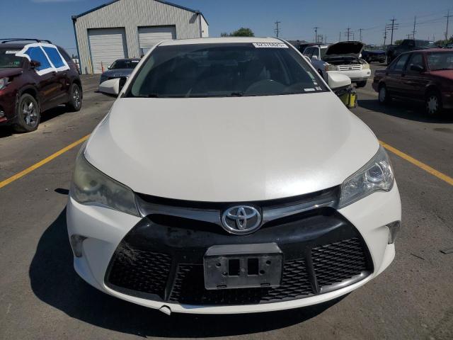  TOYOTA CAMRY 2016 Белы