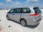 2011 Toyota Sienna  იყიდება Taylor-ში, TX - Side