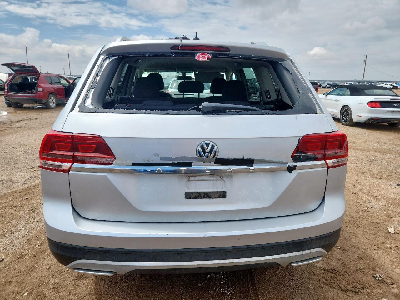 2019 Volkswagen Atlas S VIN: 1V2AP2CA4KC506110 Lot: 62014525