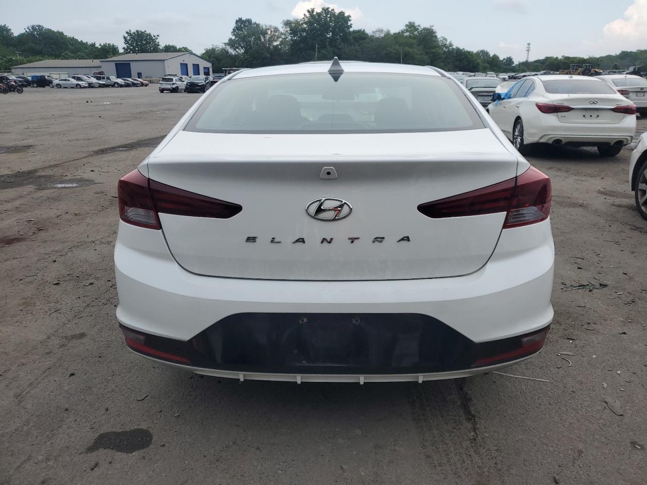 2019 Hyundai Elantra Sel VIN: 5NPD84LF4KH484715 Lot: 61458905