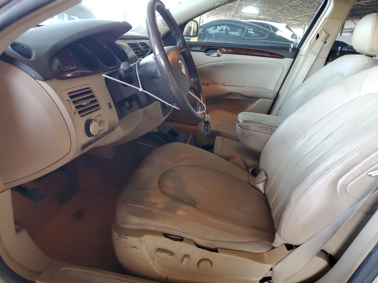 2008 Buick Lucerne Cxl VIN: 1G4HD572X8U172080 Lot: 61794755