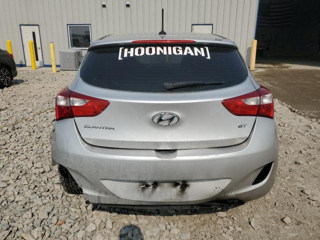  HYUNDAI ELANTRA 2017 Srebrny
