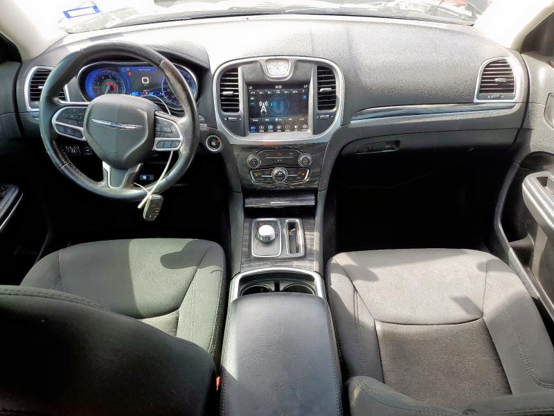 CHRYSLER 300 2019 Czarny