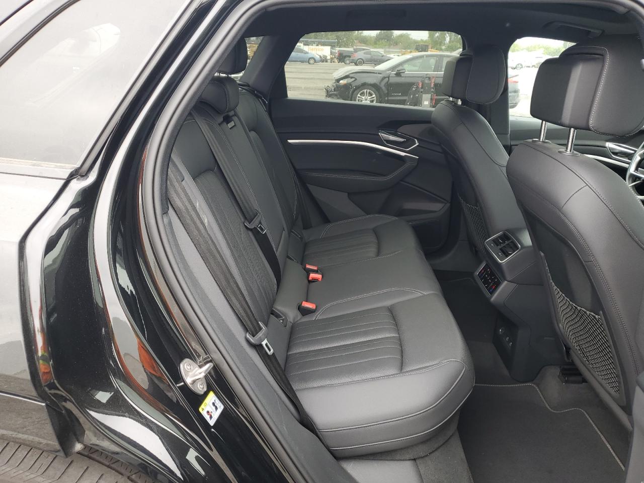 2022 Audi E-Tron Premium Plus VIN: WA1LAAGE4NB014605 Lot: 61127385