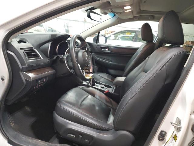  SUBARU OUTBACK 2019 Biały