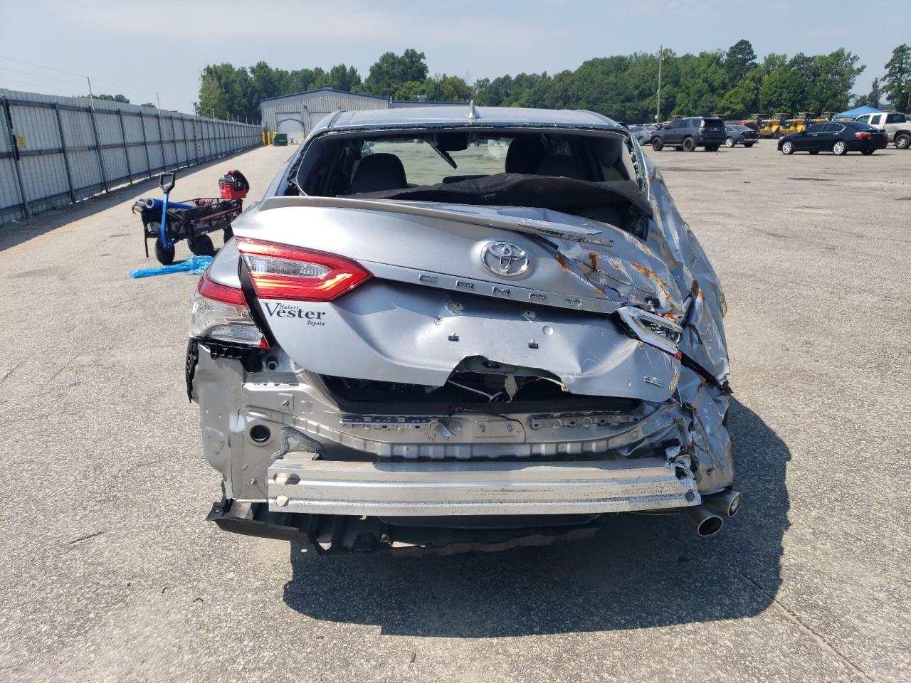 2019 Toyota Camry L VIN: 4T1B11HK0KU733710 Lot: 62758415