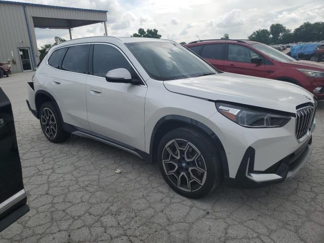  BMW X1 2024 Белы