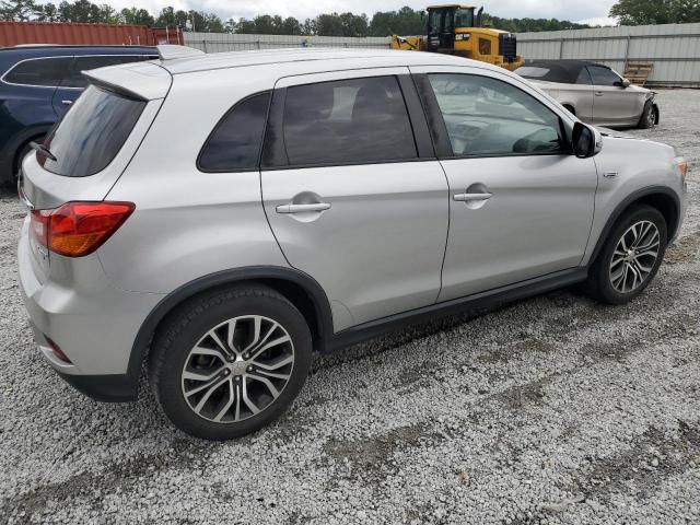  MITSUBISHI OUTLANDER 2019 Серебристый