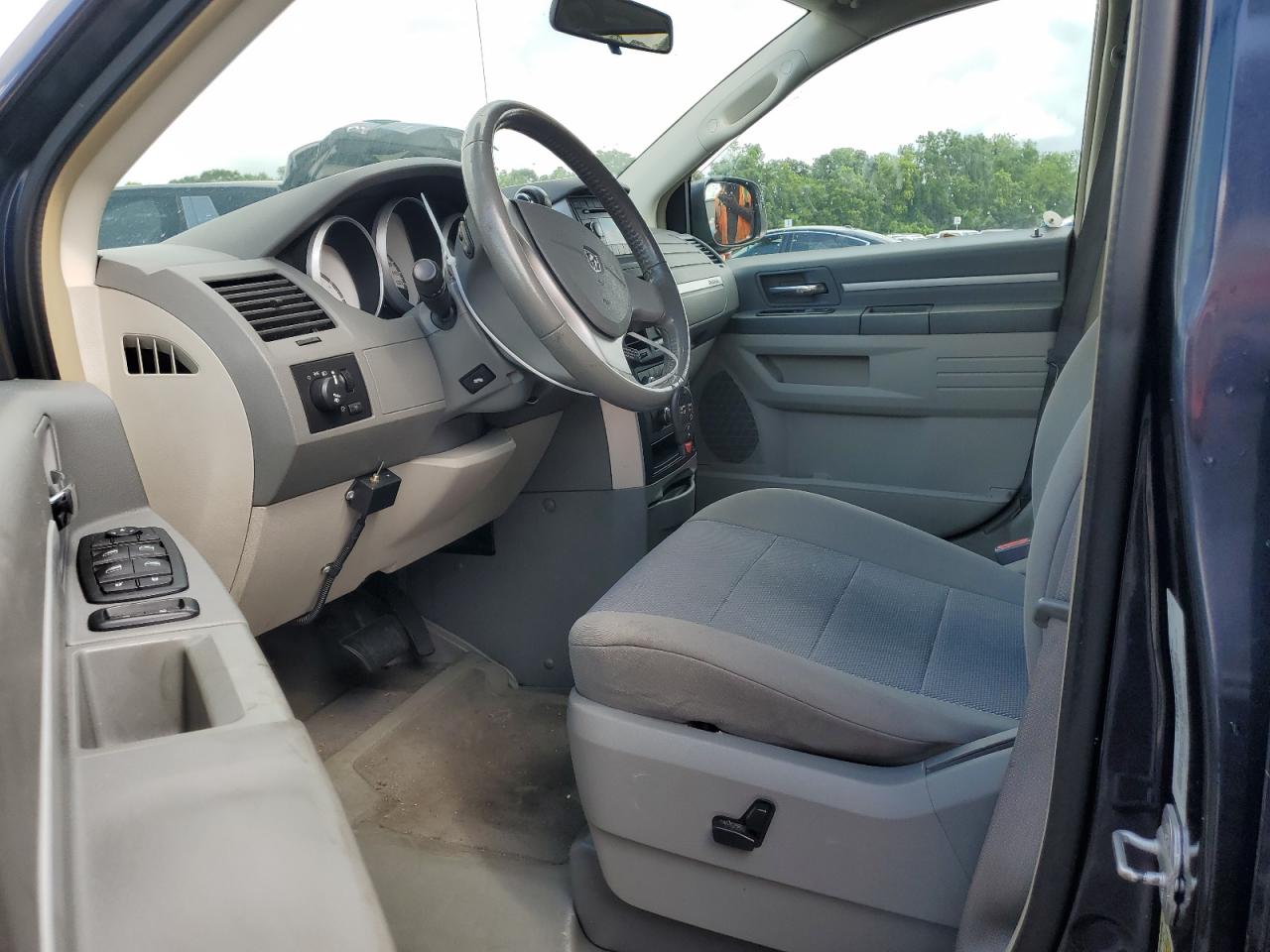 2008 Dodge Grand Caravan Sxt VIN: 2D8HN54PX8R814118 Lot: 61160025