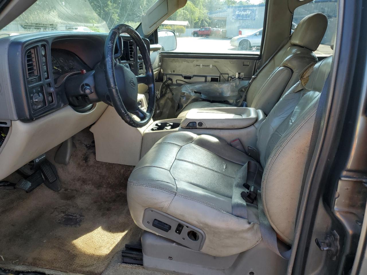 2000 Chevrolet Tahoe K1500 VIN: 1GNEK13T6YJ189276 Lot: 61835195