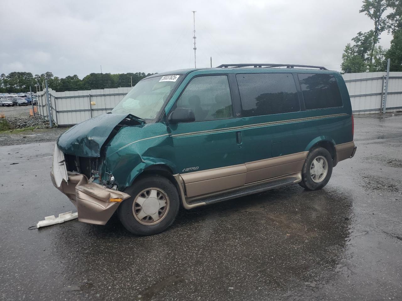 2001 Chevrolet Astro للبيع في Dunn، NC - Front End