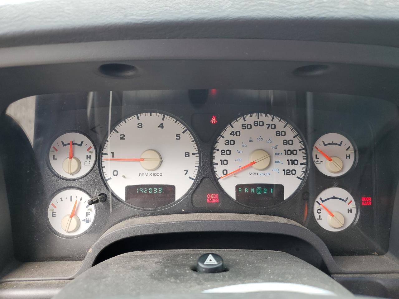 2002 Dodge Ram 1500 VIN: 1D7HU18Z62S577192 Lot: 62658635