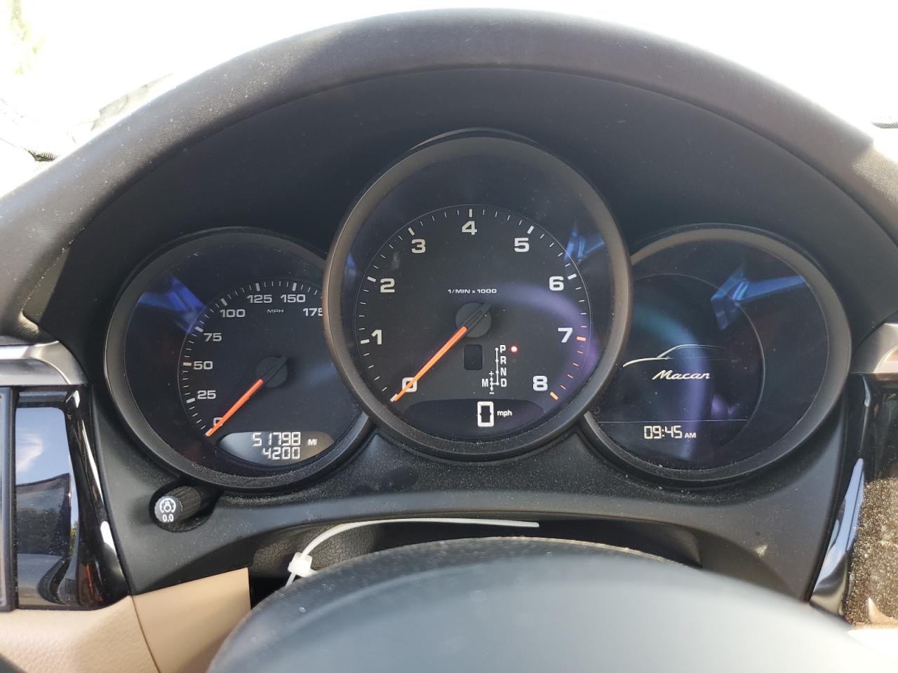 2020 Porsche Macan VIN: WP1AA2A58LLB06415 Lot: 60933815