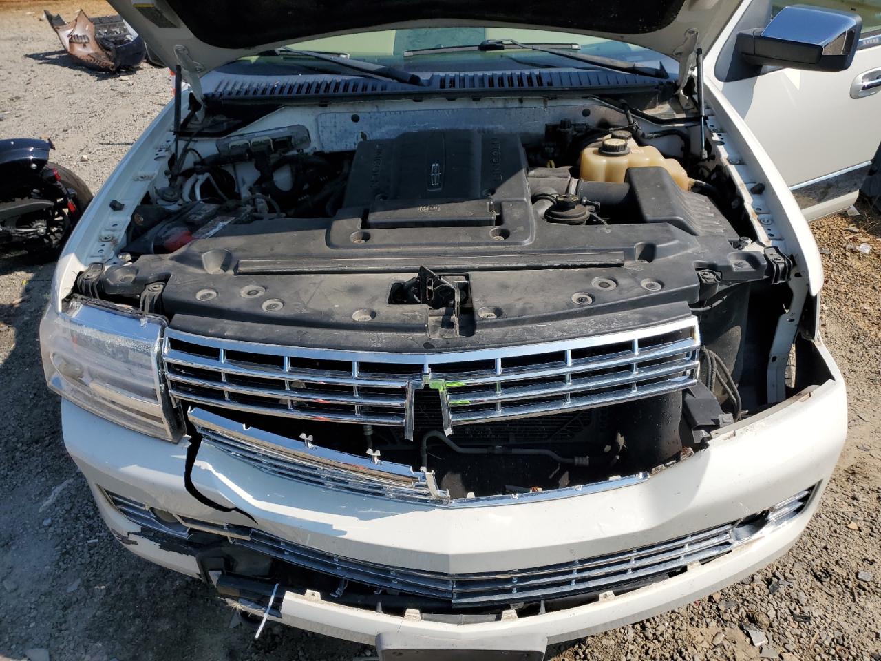 2008 Lincoln Navigator VIN: 5LMFU28598LJ00255 Lot: 62189995