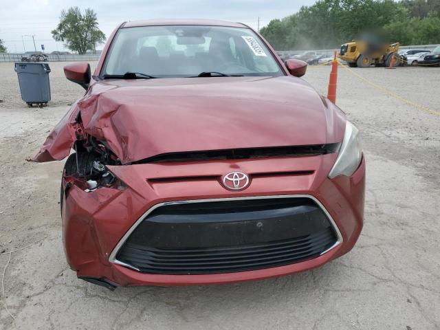  TOYOTA YARIS 2017 Czerwony