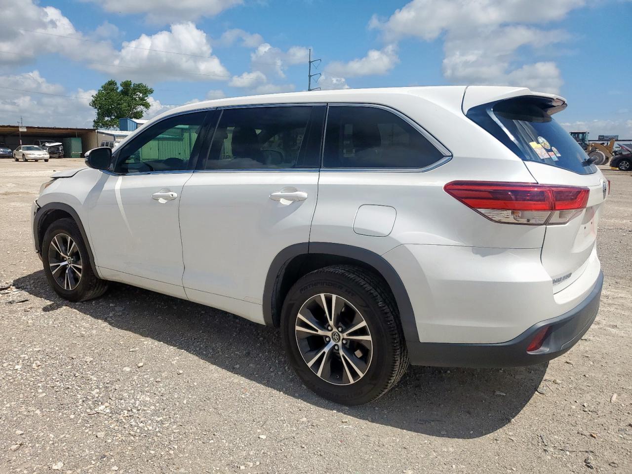 TOYOTA HIGHLANDER 2017 VIN 5TDZARFH1HS029182 фото 2
