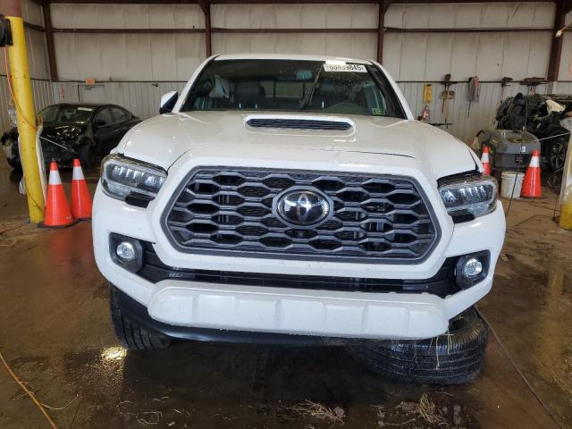  TOYOTA TACOMA 2022 Білий