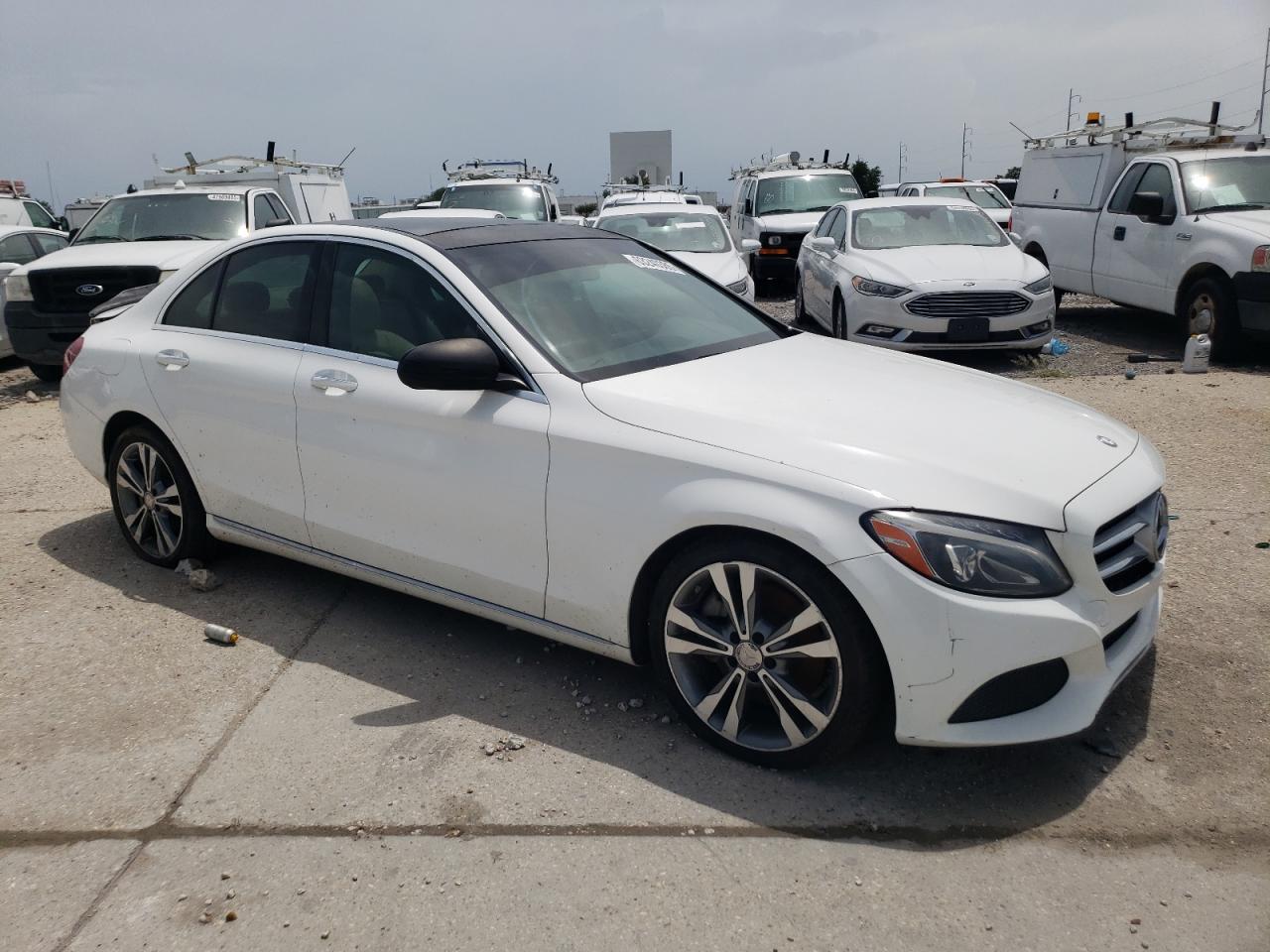 2016 Mercedes-Benz C 300 VIN: 55SWF4JB7GU177512 Lot: 63240385