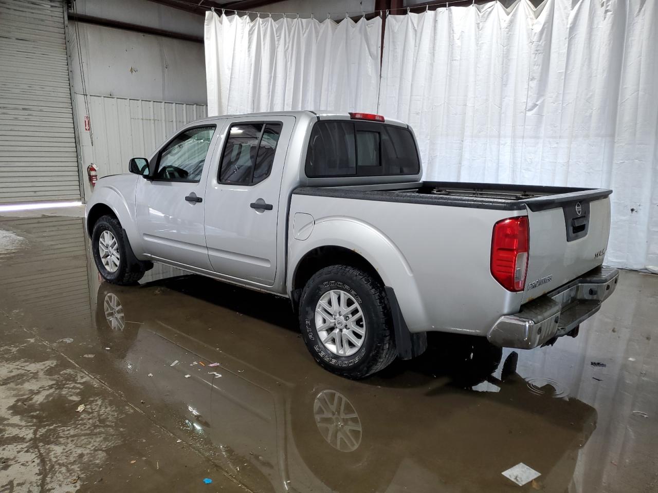 NISSAN FRONTIER 2014 VIN 1N6AD0EV0EN765620 photo 2