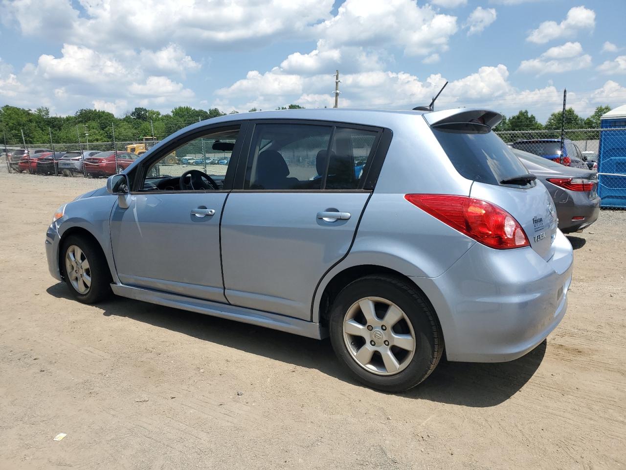 NISSAN VERSA 2011 VIN 3N1BC1CP4BL489347 фото 2
