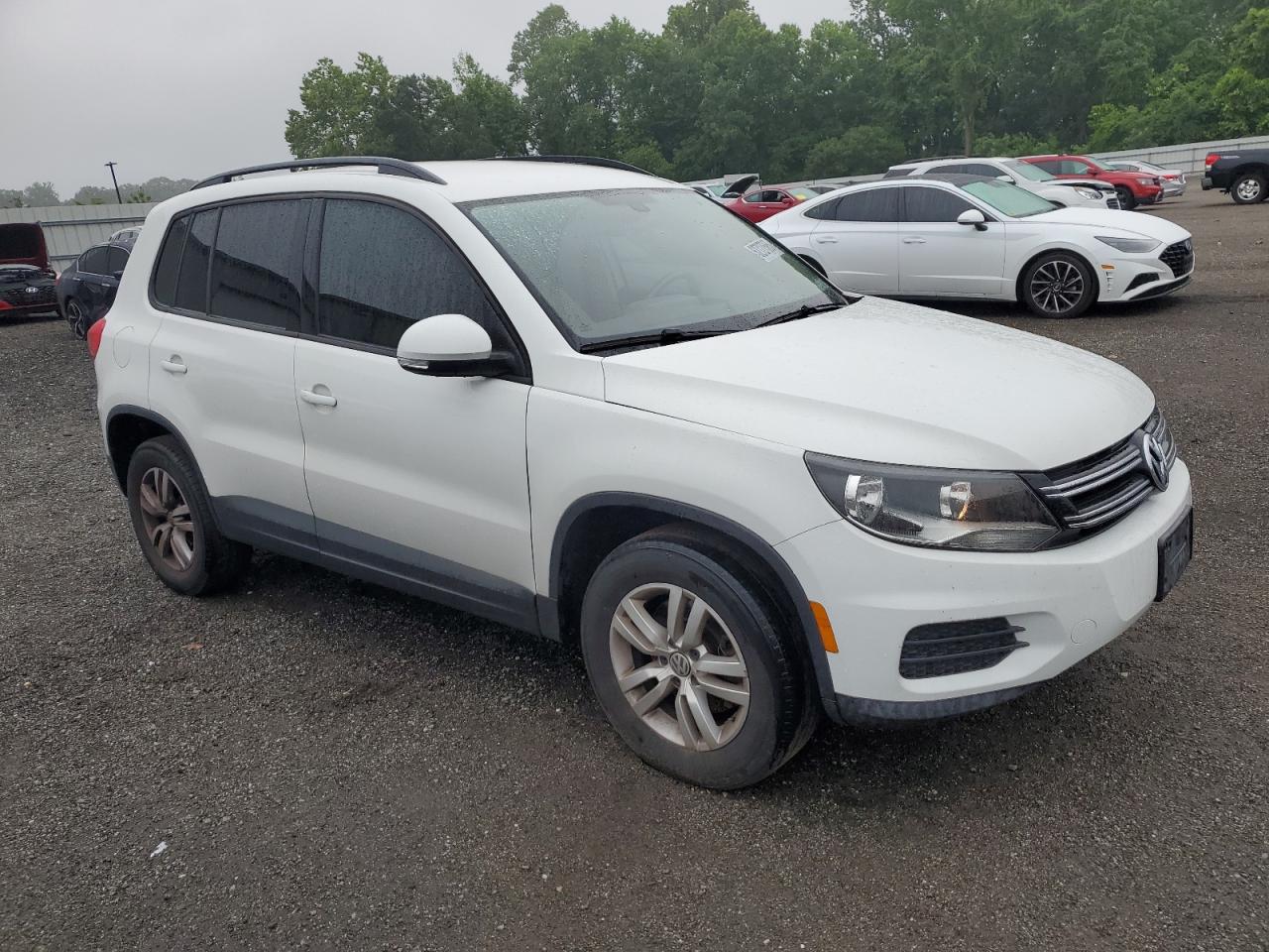 VOLKSWAGEN TIGUAN 2017 VIN WVGBV7AXXHK019116 фото 4