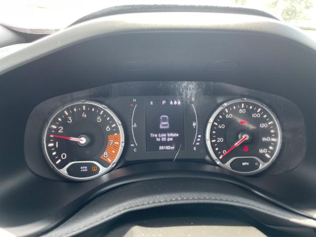  NISSAN KICKS 2020 Srebrny