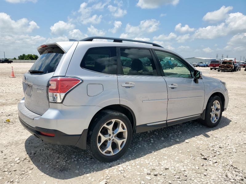  SUBARU FORESTER 2017 Srebrny