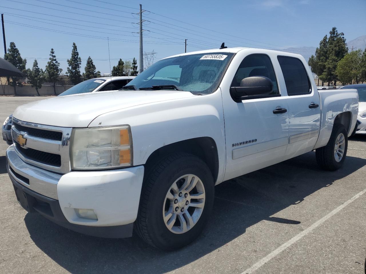 2011 Chevrolet Silverado C1500 Lt იყიდება Rancho Cucamonga-ში, CA - Front End
