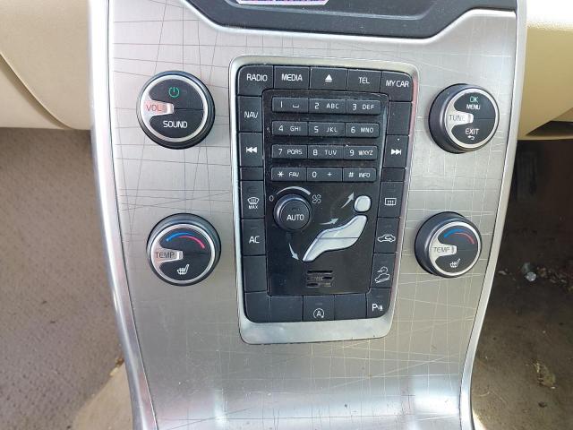 2013 VOLVO XC70 SE LU